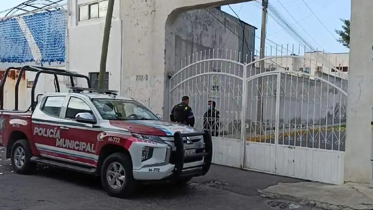 Una mujer fue encontrada sin vida al interior de su domicilio, la madrugada de este jueves en la colonia Santa María